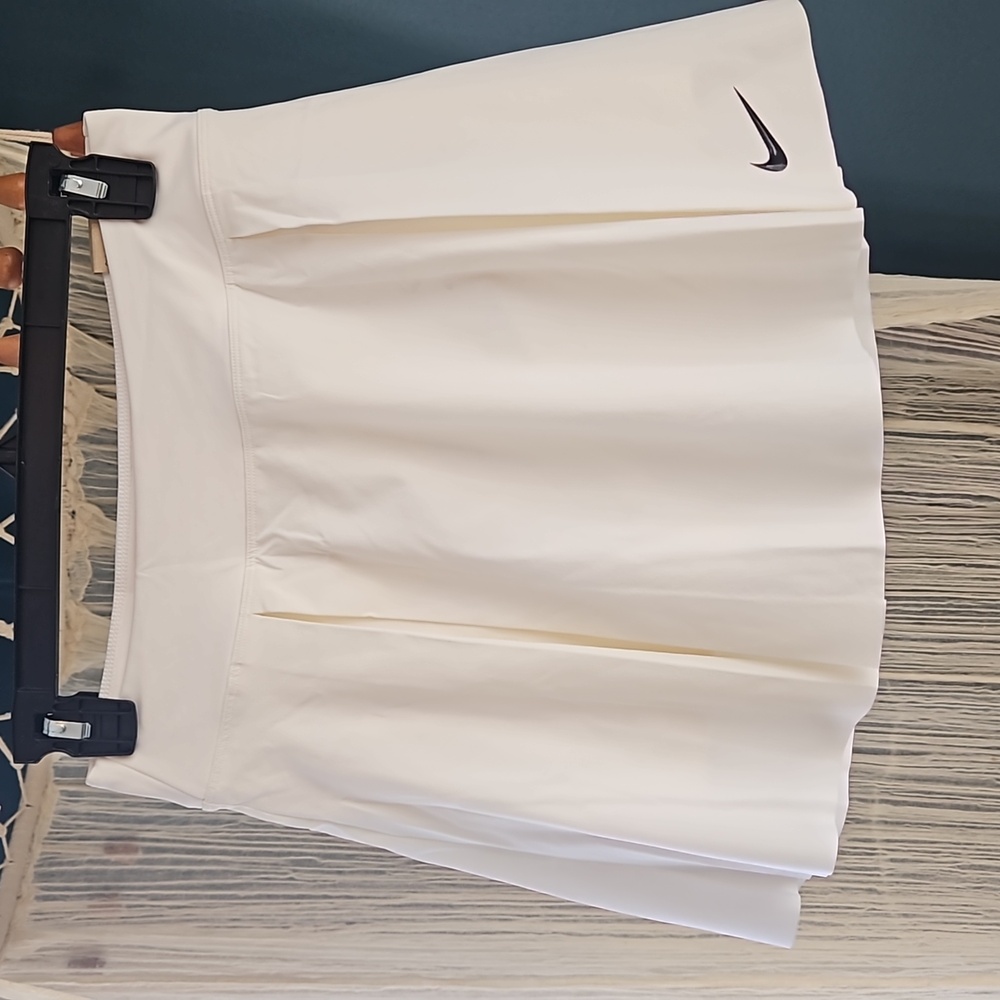 Womens White Nike Tennis Skort Size Small